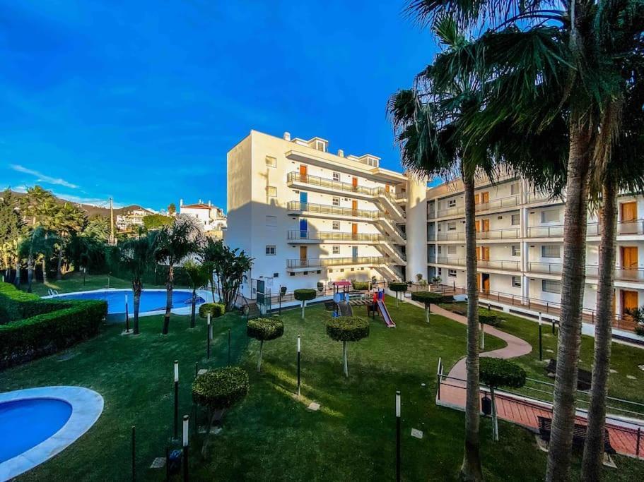 דירות Escapada Familiar En Torrox Costa A 100M De La Playa, Vistas Al Mar Y Parking Gratis מראה חיצוני תמונה